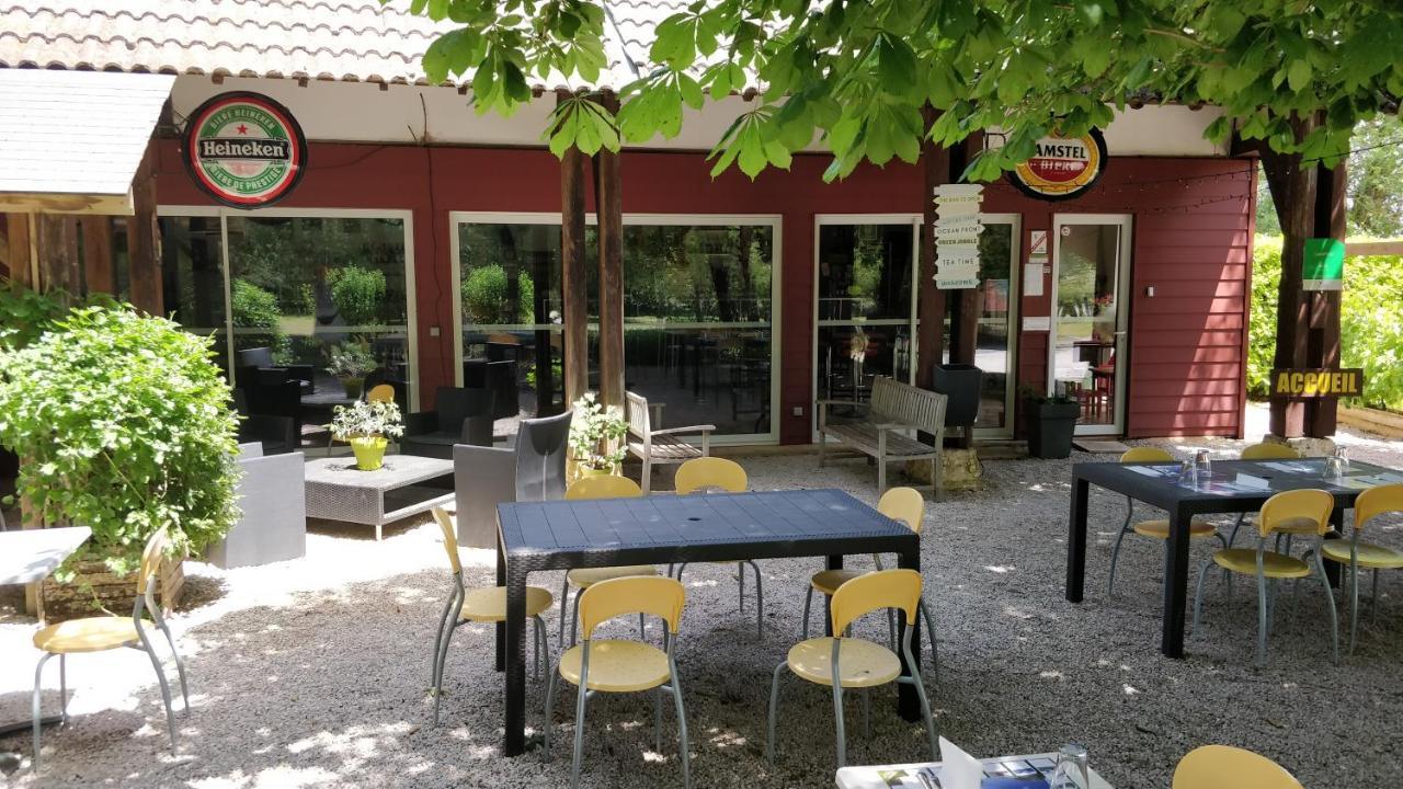 Camping Au Tour De L'Aveyron LʼHospitalet-du-Larzac Kültér fotó