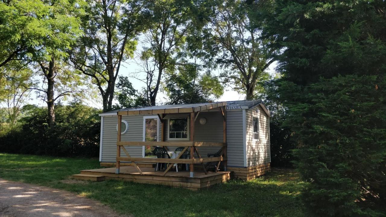 Camping Au Tour De L'Aveyron LʼHospitalet-du-Larzac Kültér fotó