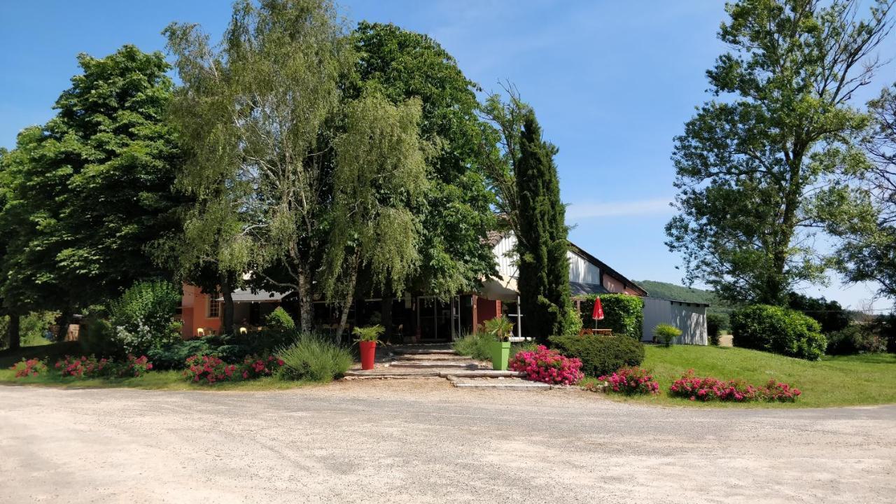 Camping Au Tour De L'Aveyron LʼHospitalet-du-Larzac Kültér fotó