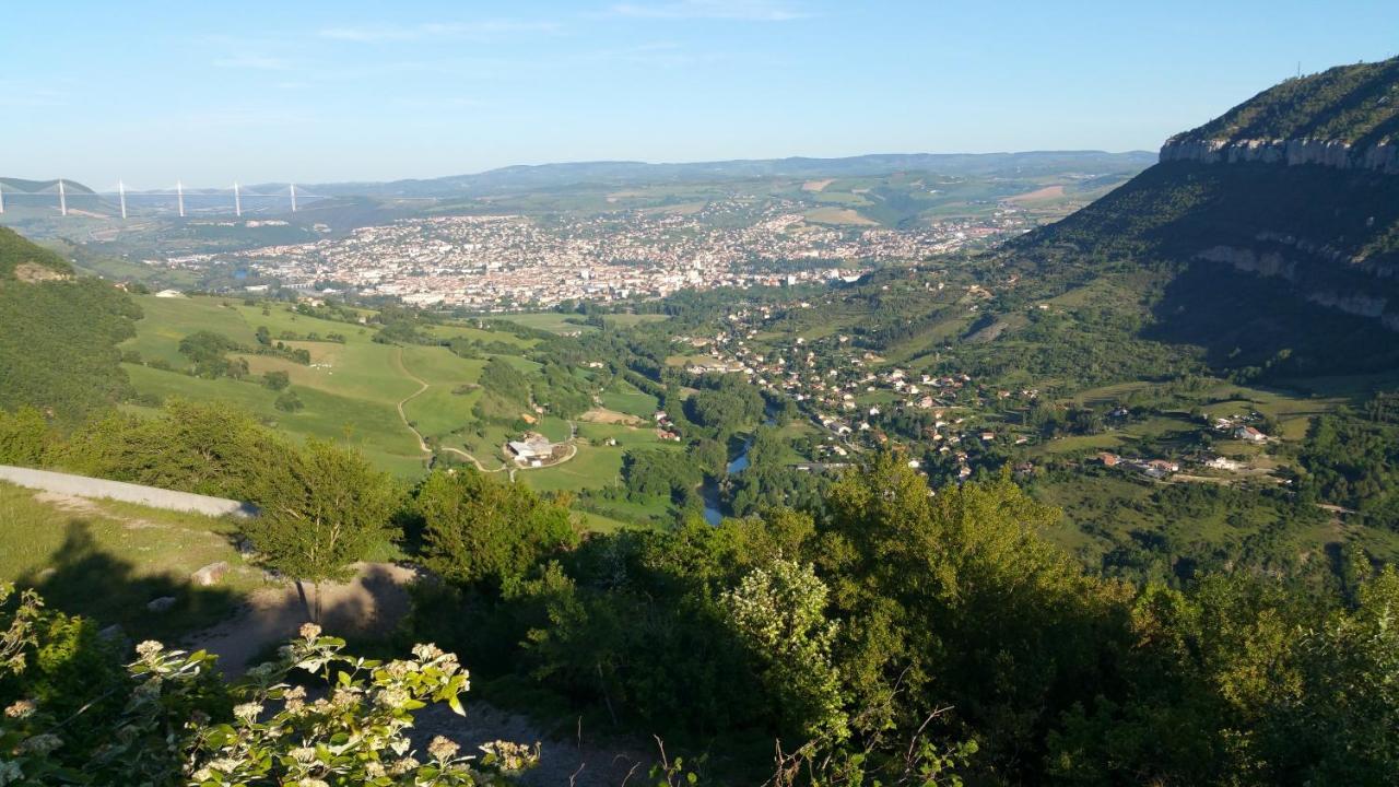 Camping Au Tour De L'Aveyron LʼHospitalet-du-Larzac Kültér fotó